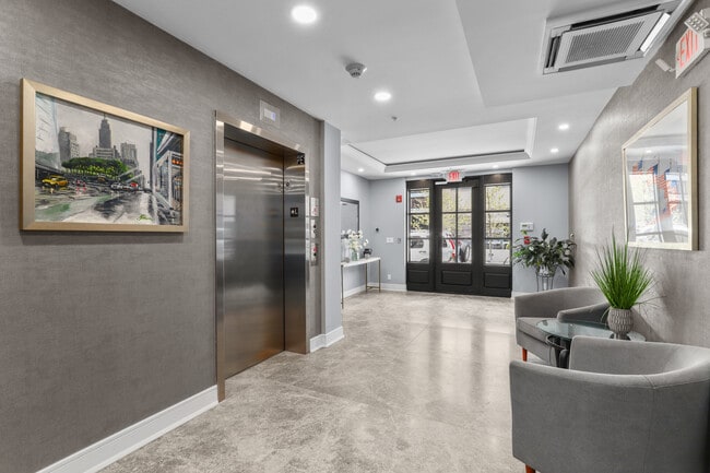 Building Photo - 11 Purdy St