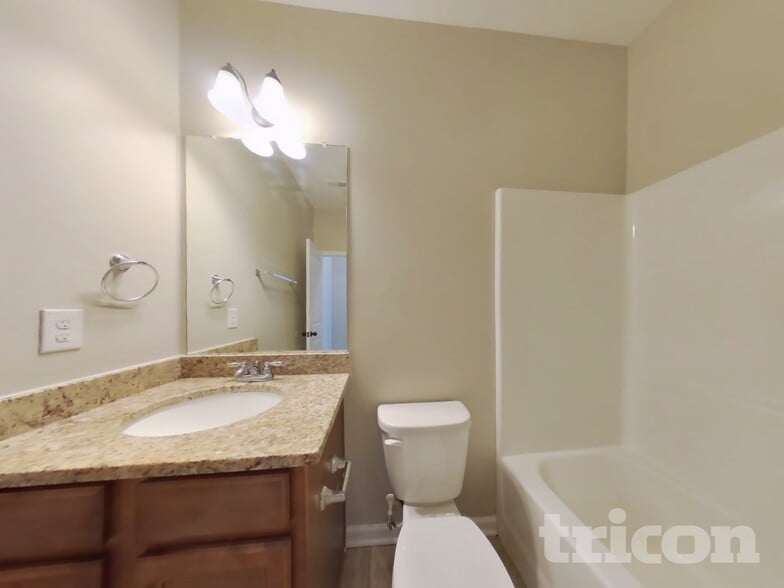 Building Photo - 250 Janney Cir