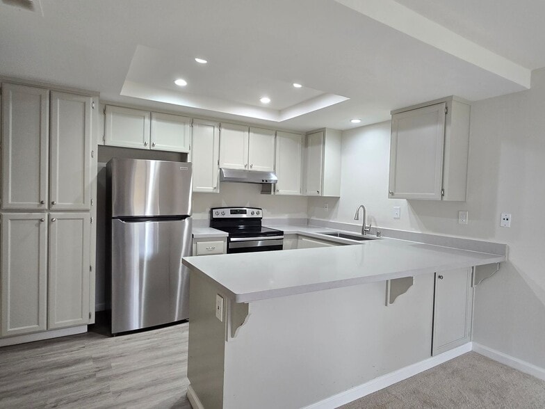 Building Photo - 1685 Chesterton Cir