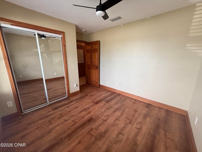 Building Photo - 4701 Deerfield Dr