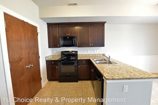 Building Photo - 3 br, 2.5 bath House - 6275 Windemere