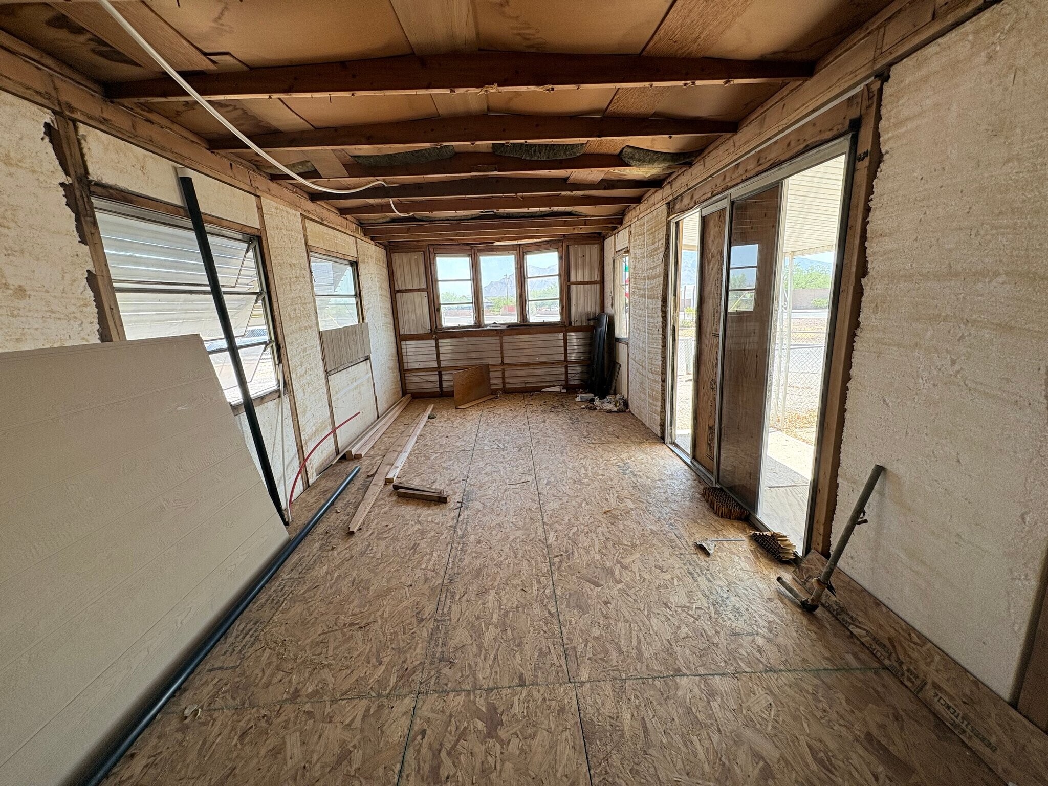 Building Photo - 4541 N Old Romero Rd