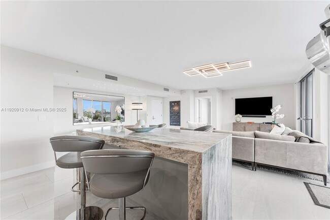 Building Photo - 1180 N Federal Hwy