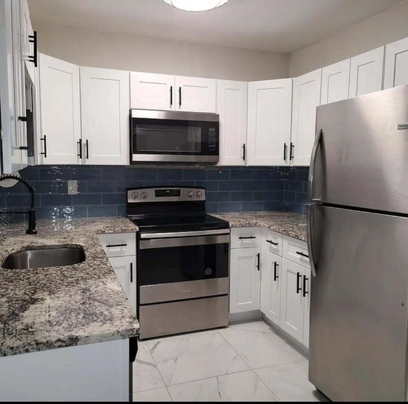 Building Photo - 2340 Avenue M