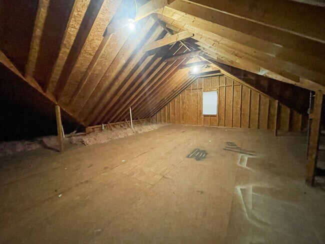 Building Photo - 282 Braddock Dr