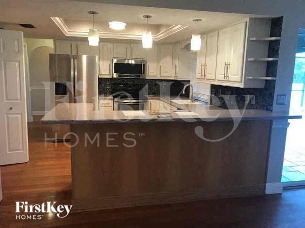 Building Photo - 17261 Oriole Rd