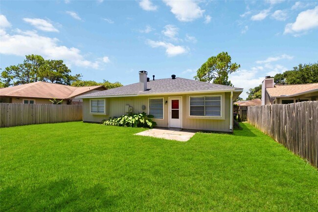 Building Photo - 1131 Rock Canyon Dr
