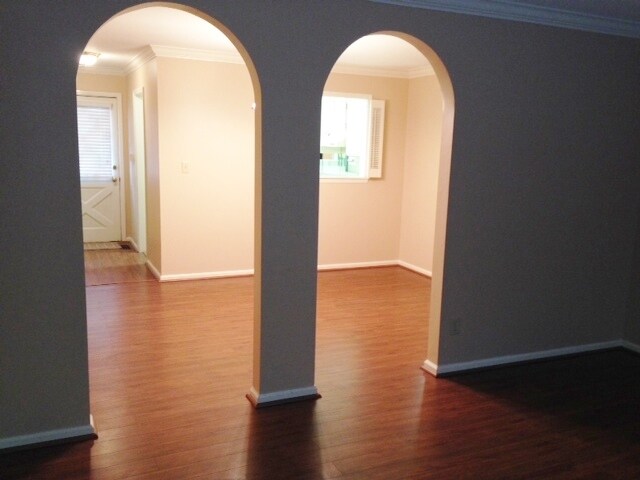 Building Photo - 802 Vestavia Villa Ct