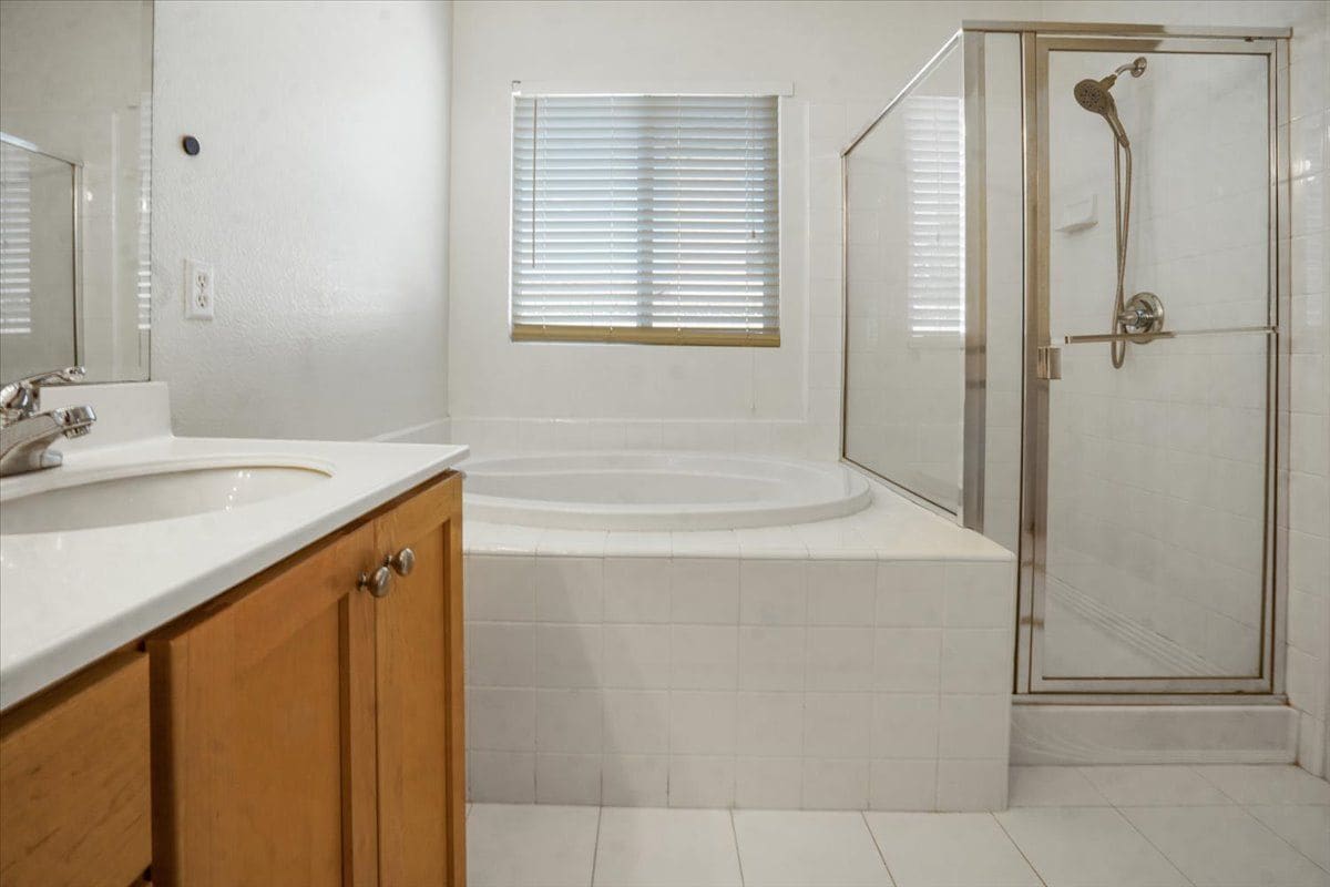 Building Photo - 1123 E Pennsylvania Ave