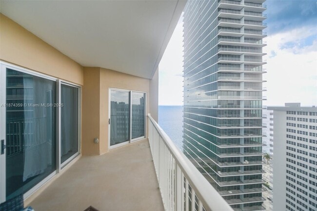 Building Photo - 1980 S Ocean Dr