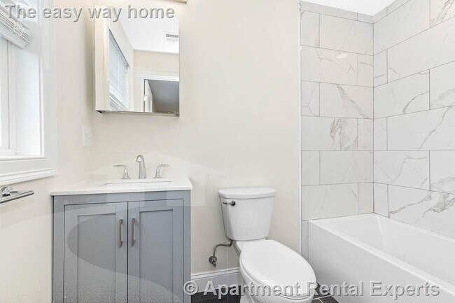 Building Photo - 77 Winchester St