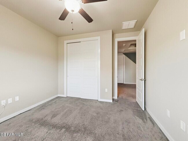 Building Photo - 14616 Tierra Burgos