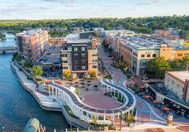 Building Photo - 438 Lakeshore Ct