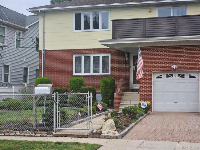 Building Photo - 55 Juniper Rd