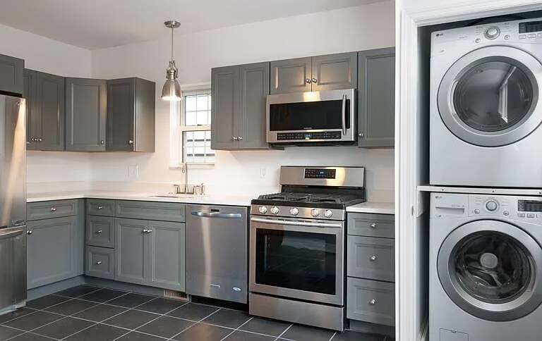 Building Photo - 5438 Claybourne St
