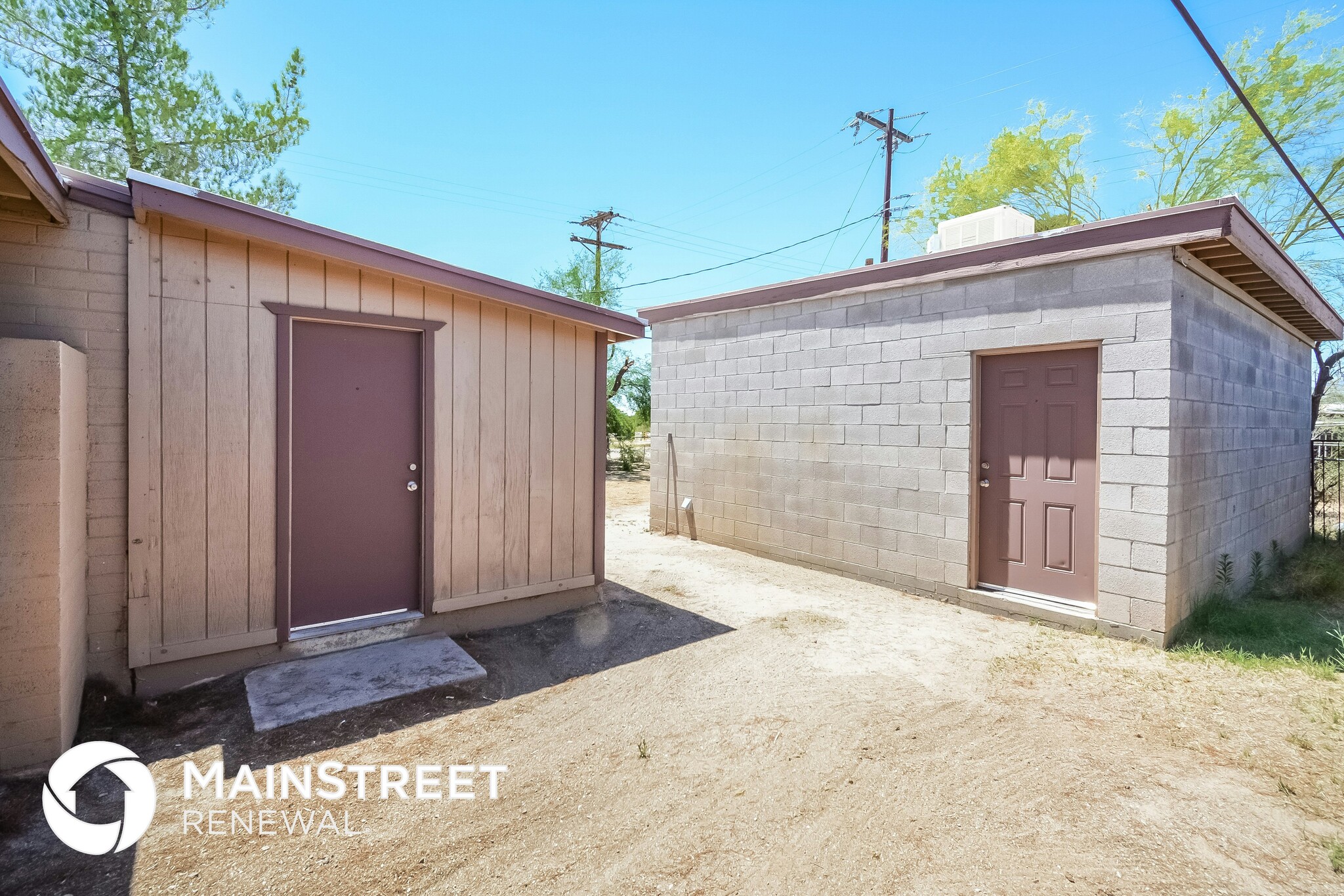 Building Photo - 4501 E 24th St