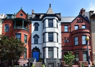 Building Photo - Centrally located 1BR/1BA Dupont Circle $2600 a month