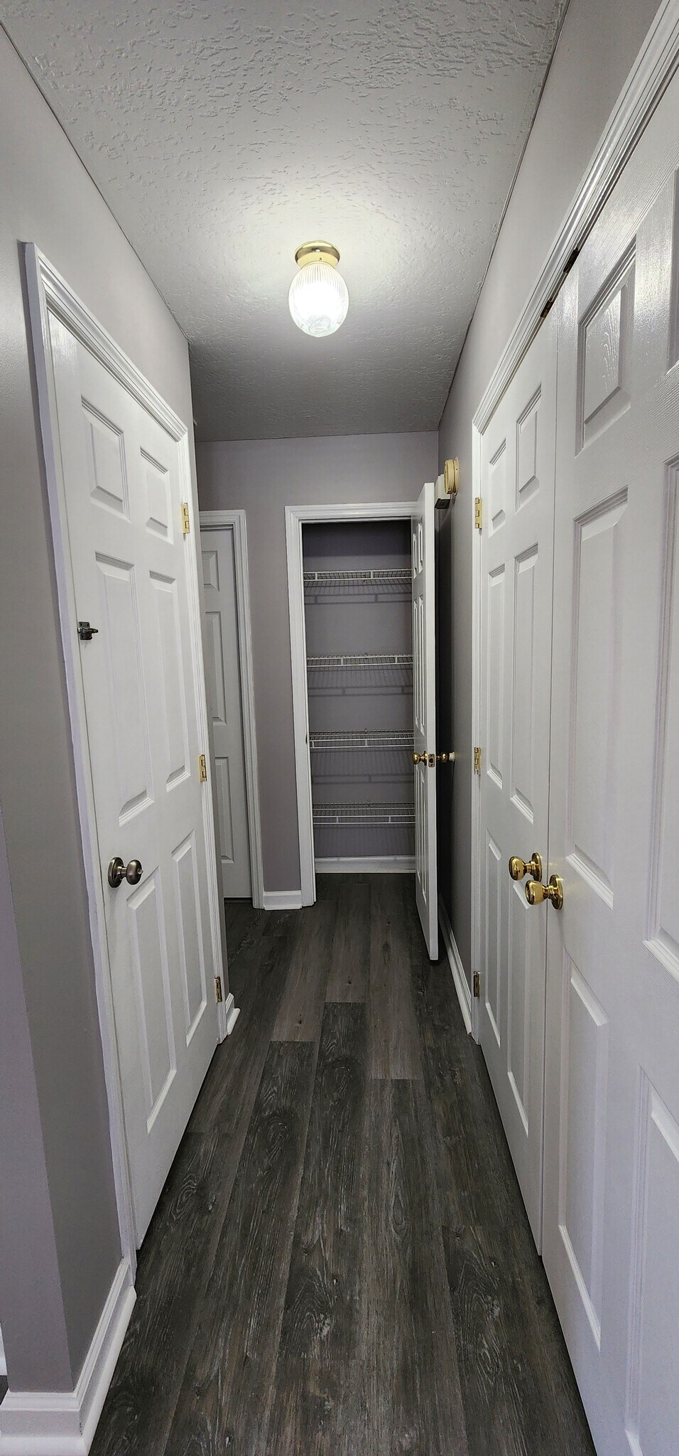 Building Photo - 821 Plantation Dr