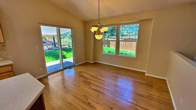 Building Photo - Fantastic 3 Bd 3 Bth + Office in Cherry Creek Schools in Tollgate Crossing!