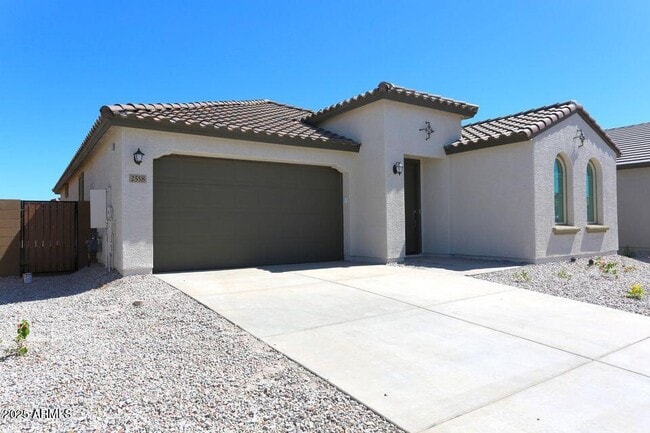 Primary Photo - 2558 W Pecan Rd