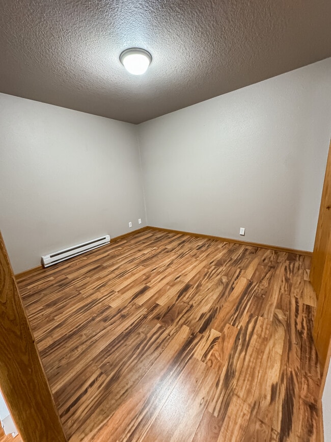 Building Photo - Theater Apartments Beulah