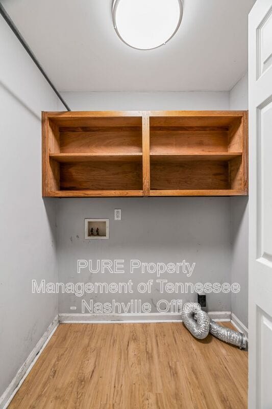 Building Photo - 1630 Lillian Cir