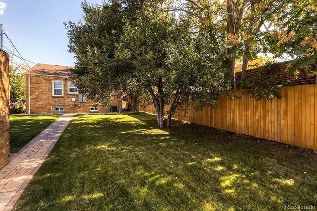 Building Photo - Beautiful Brick Bungalow near Denver Zoo and the Museum of Nature and Science!