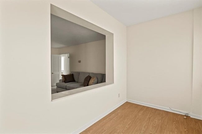 Building Photo - 2501 East Ave