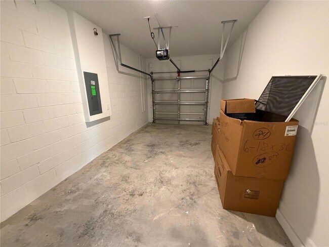 Building Photo - 7867 Poplin St