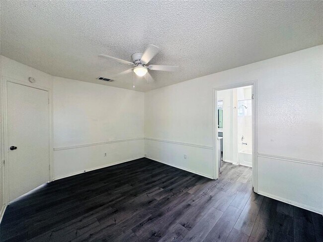 Building Photo - 14414 Tiffer Ln