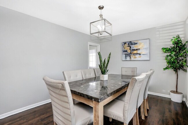 Building Photo - 18101 Marlin Ln