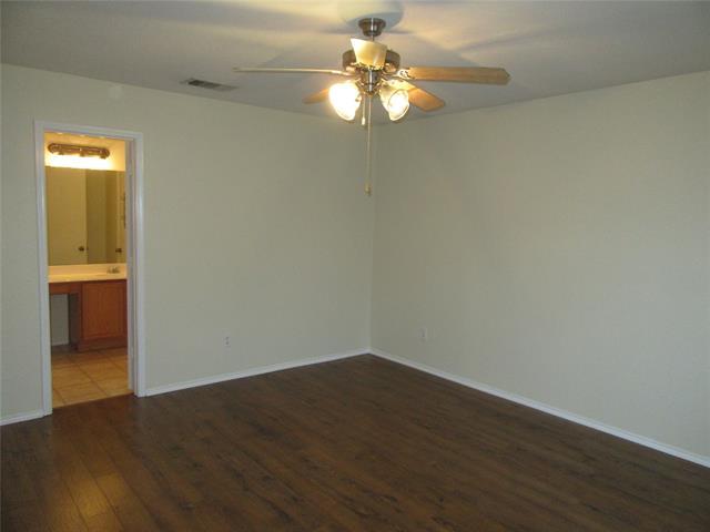 Building Photo - 319 Lake Wichita Dr