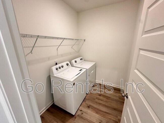 Building Photo - 3045 Specklebelly Wy