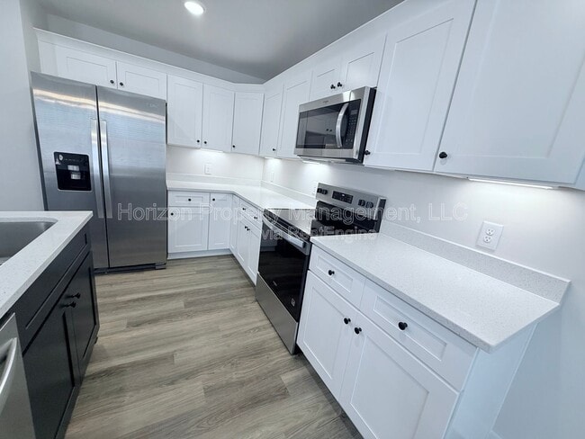 Building Photo - 6095 Quail Mountain Trail