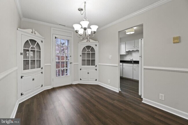 Building Photo - 3076 S Woodrow St