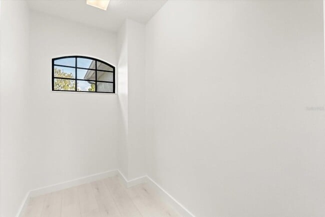 Building Photo - 871 Blairmont Ln