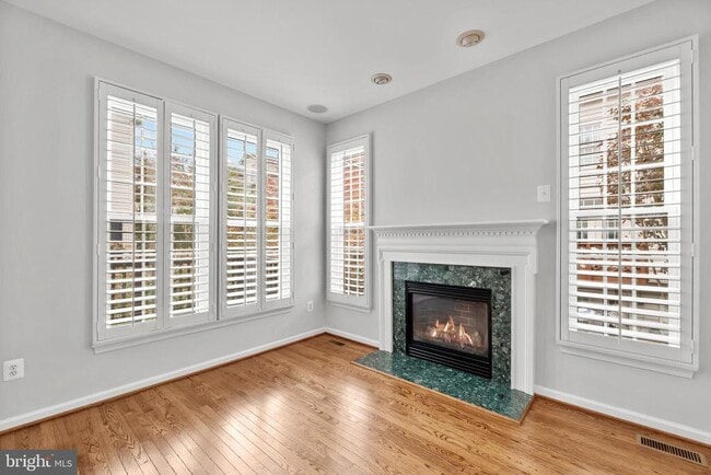 Building Photo - 5120 Grimm Dr