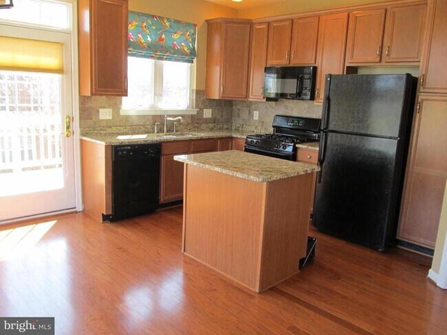 Building Photo - 20460 Greymont Terrace