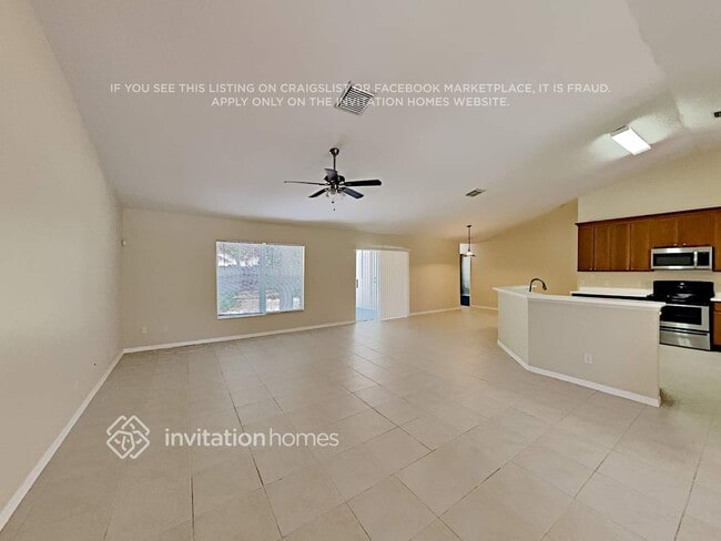 Building Photo - 3321 SW Savona Blvd