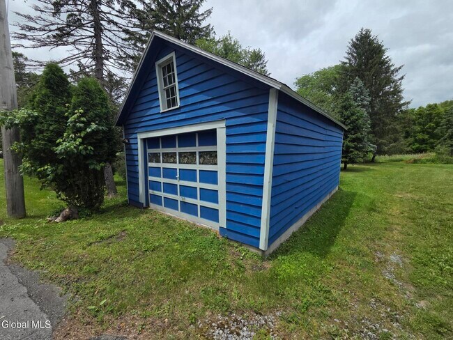 Building Photo - 78 Bradt Rd