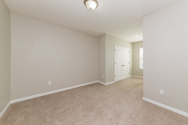Building Photo - 10408 Red Carpet Ct