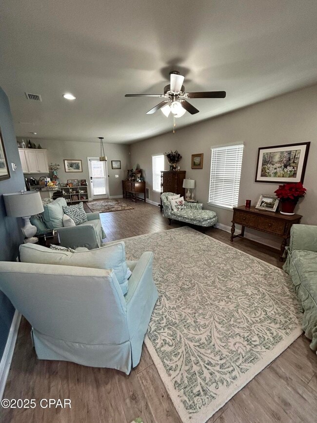 Building Photo - 103 Salt Marsh Wy