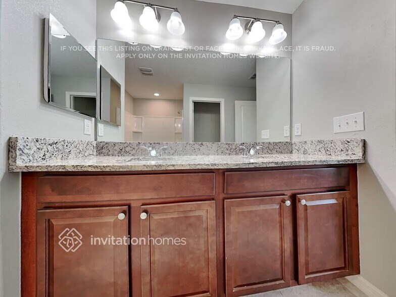 Building Photo - 205 English Heritage Pl