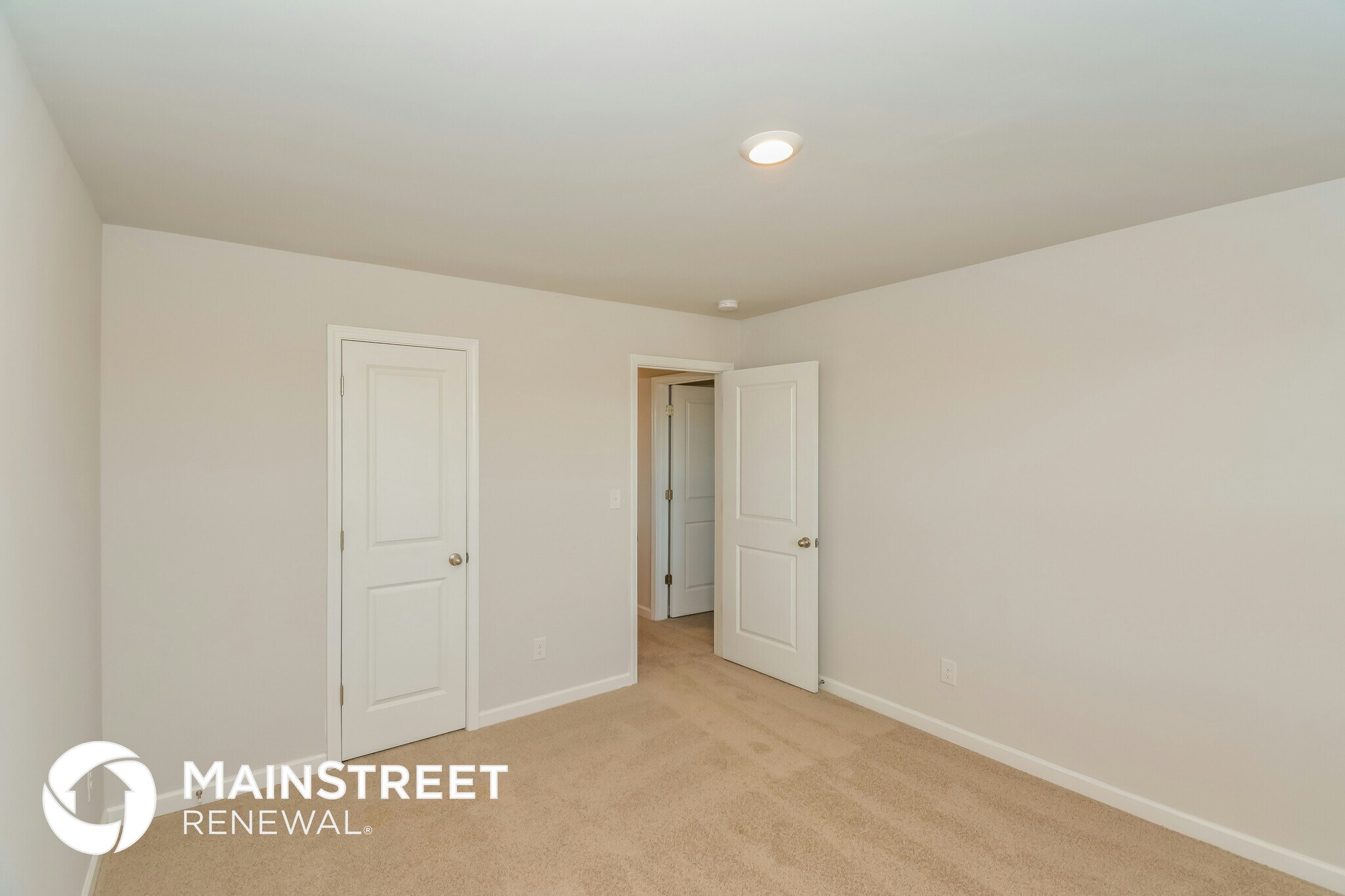 Building Photo - 2413 Alberto Dr