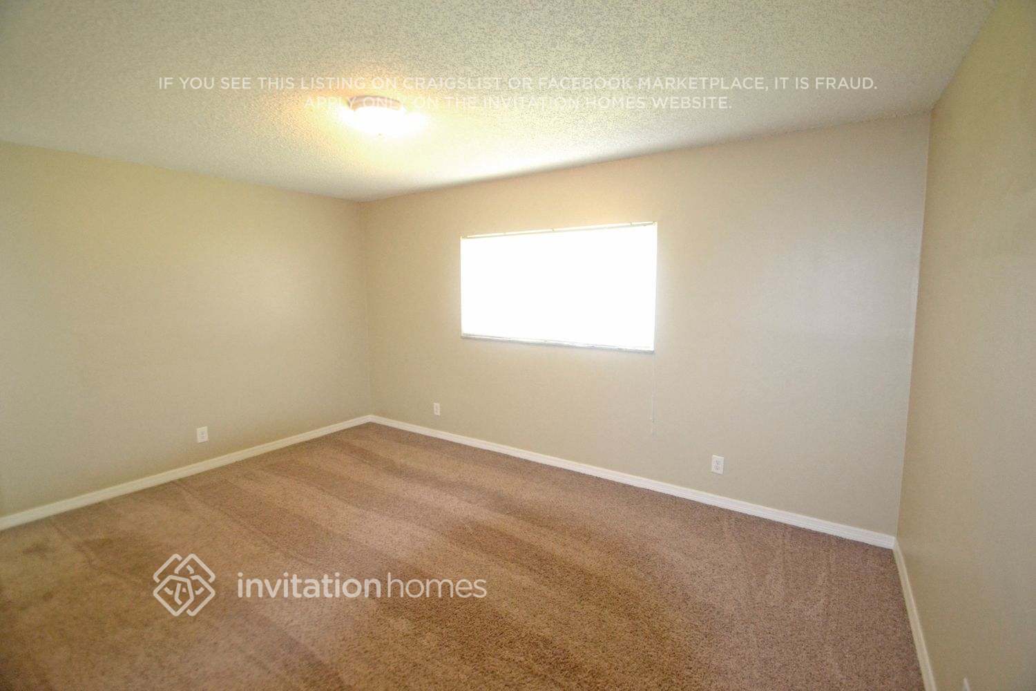 Building Photo - 10851 NW 32nd Ct