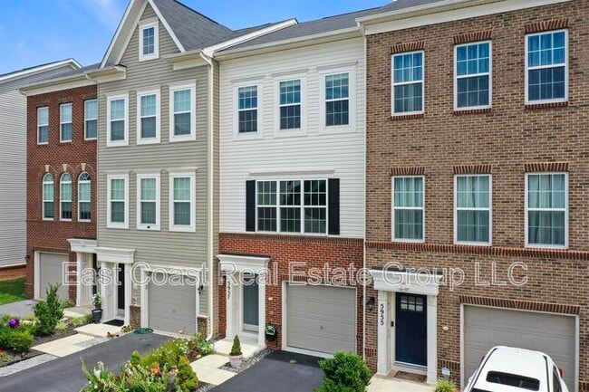 Building Photo - 5957 Whelan Ln