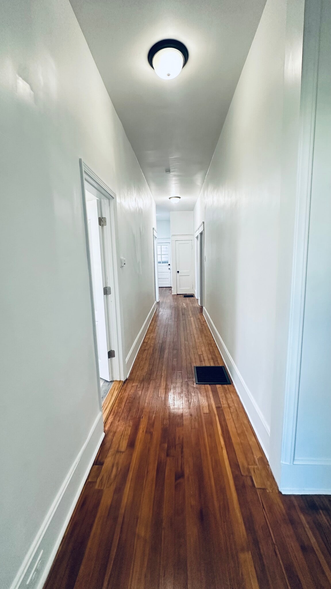 Hallway - 411 Ebenezer Ave