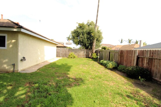 Building Photo - Oxnard Home Near Channel Islands Harbor