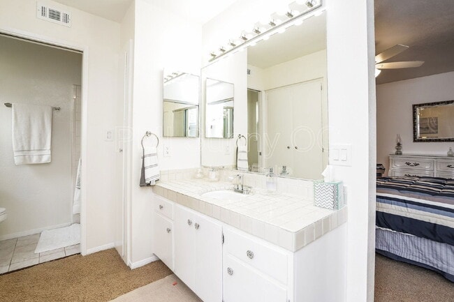 Building Photo - 9379 Esther St