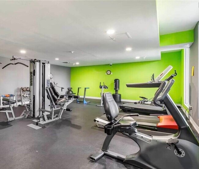 Fitness Room - 215 SW 42nd Ave